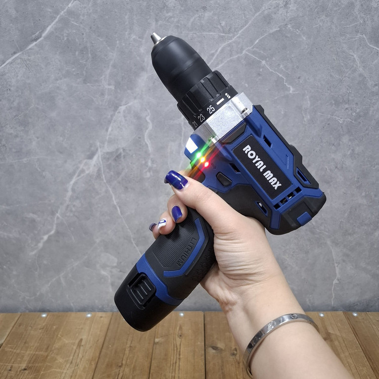 دریل پیچ گوشتی شارژی صنعتی 10 میلی متری 18 ولت رویال مکس مدل LIFE_STYLE کد 02 مجموعه 29 عددی