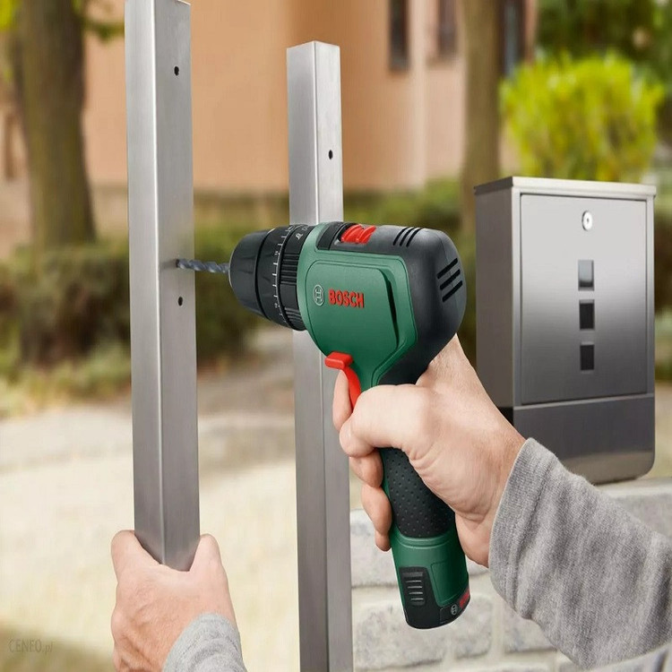 دریل پیچ گوشتی شارژی چکشی بوش مدل Easy impact 1200