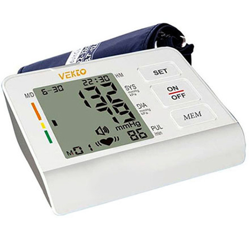 فشارسنج بازویی سخنگو وکتو مدل PG-800B15S با قابلیت ذخیره 90 حافظه، اعلام نتیجه به زبان فارسی، نمایش میانگین نتایج، کاف فنری 22 تا 32 سانتی‌متر، اندازه‌گیری فشار و ضربان قلب، منبع تغذیه برق و باتری و همراه تب‌سنج دیجیتال VT900
