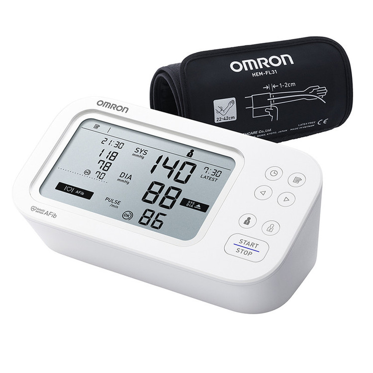 فشارسنج دیجیتال بازویی امرن مدل M6 Comfort AFib با کاف هوشمند Intelli Wrap 360 درجه، تشخیص آریتمی و فیبریلاسیون دهلیزی، حافظه دوکاربره با ظرفیت ذخیره 100 رکورد برای هر کاربر، نمایشگر LCD بزرگ و فناوری Intellisense برای تنظیم خودکار فشار باد