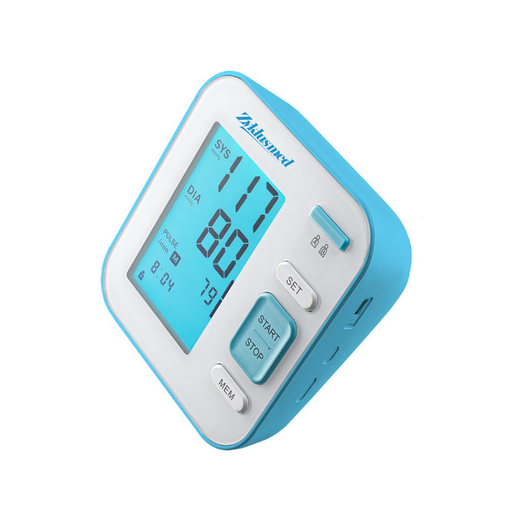 فشارسنج بازویی دیجیتال زیکلاس مد مدل B02E با کاف قابل تنظیم 22 تا 42 سانتیمتر، نمایشگر LCD بزرگ چندرنگ، حافظه بالای 99 رکورد، قابلیت اندازهگیری فشار خون و ضربان قلب، اعلام صوتی فارسی و تشخیص آریتمی